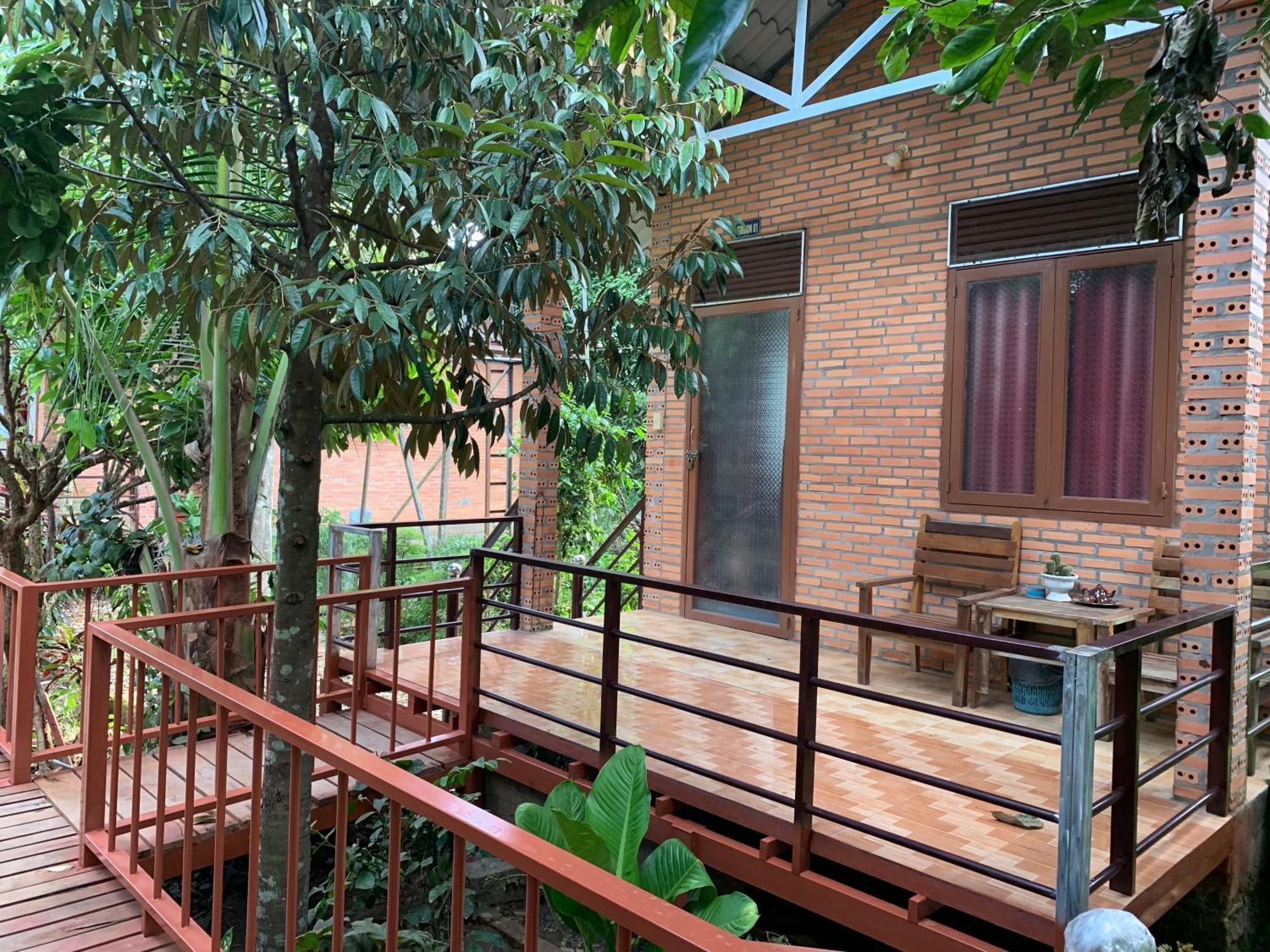 Gibbon Singing Home Stay Quan Tom Exterior foto